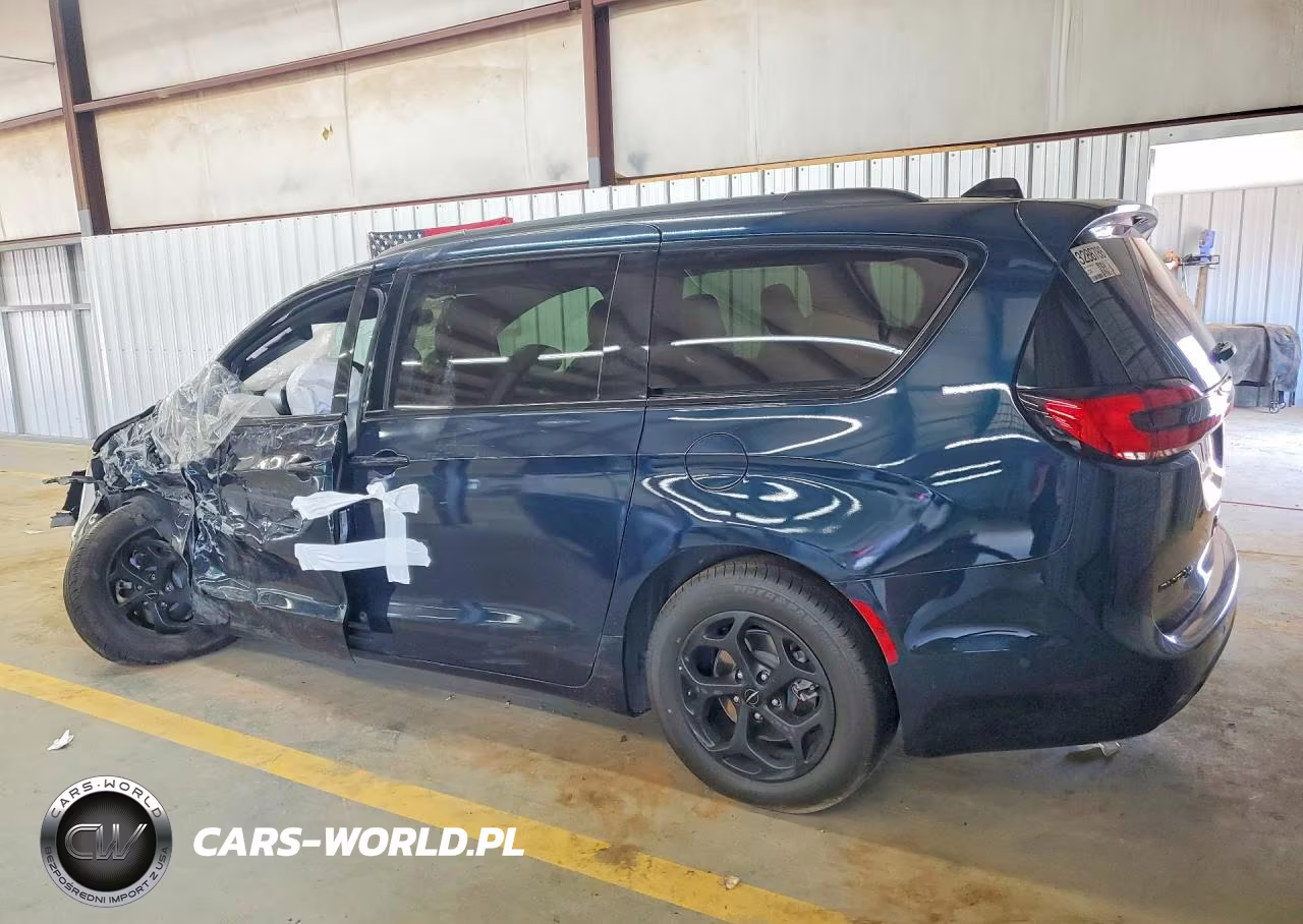 2024 Chrysler Pacifica Hybrid Select VIN:2C4RC1S75RR102735 - 2