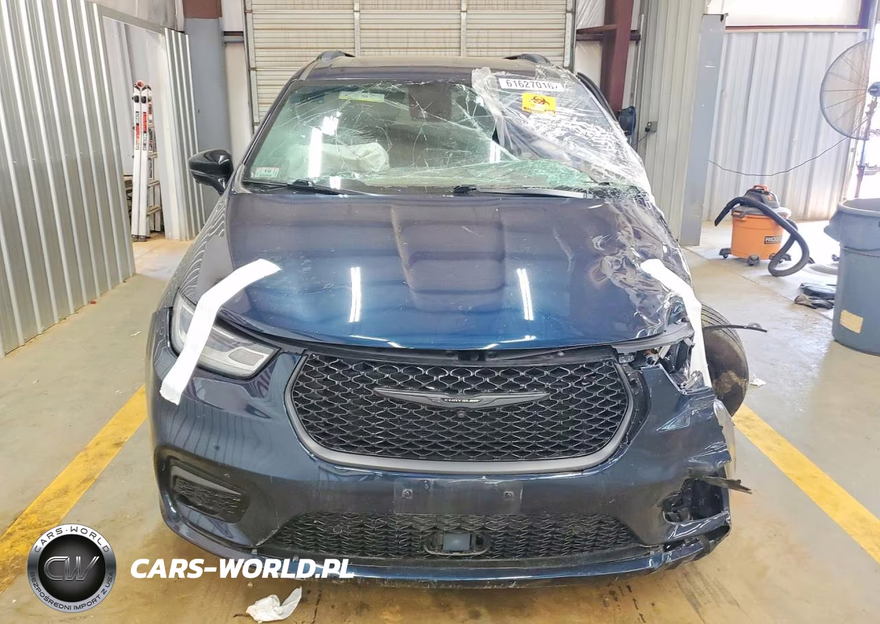 2024 Chrysler Pacifica Hybrid Select VIN:2C4RC1S75RR102735 - 5