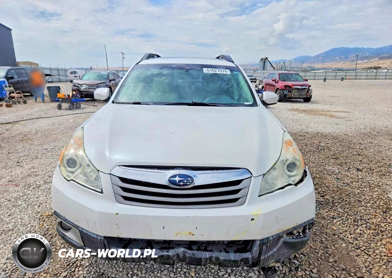 2012 Subaru Outback 2.5I Premium VIN:4S4BRBGC2C3243690 - 5