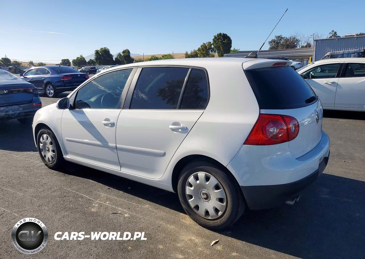 2009 Volkswagen Rabbit VIN:WVWDB71K89W130705 - 2