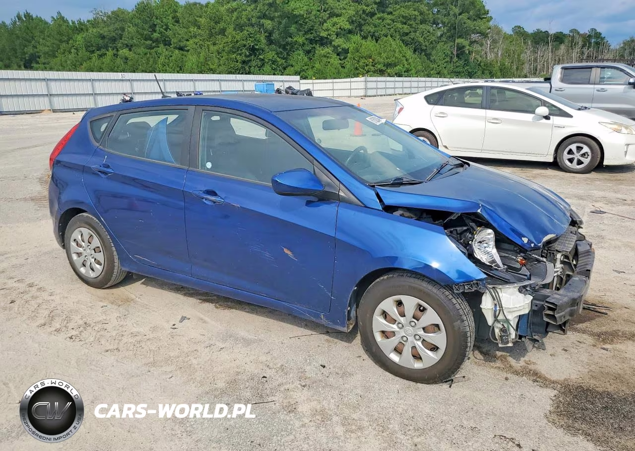 2017 Hyundai Accent Se VIN:KMHCT5AE2HU313031 - 4