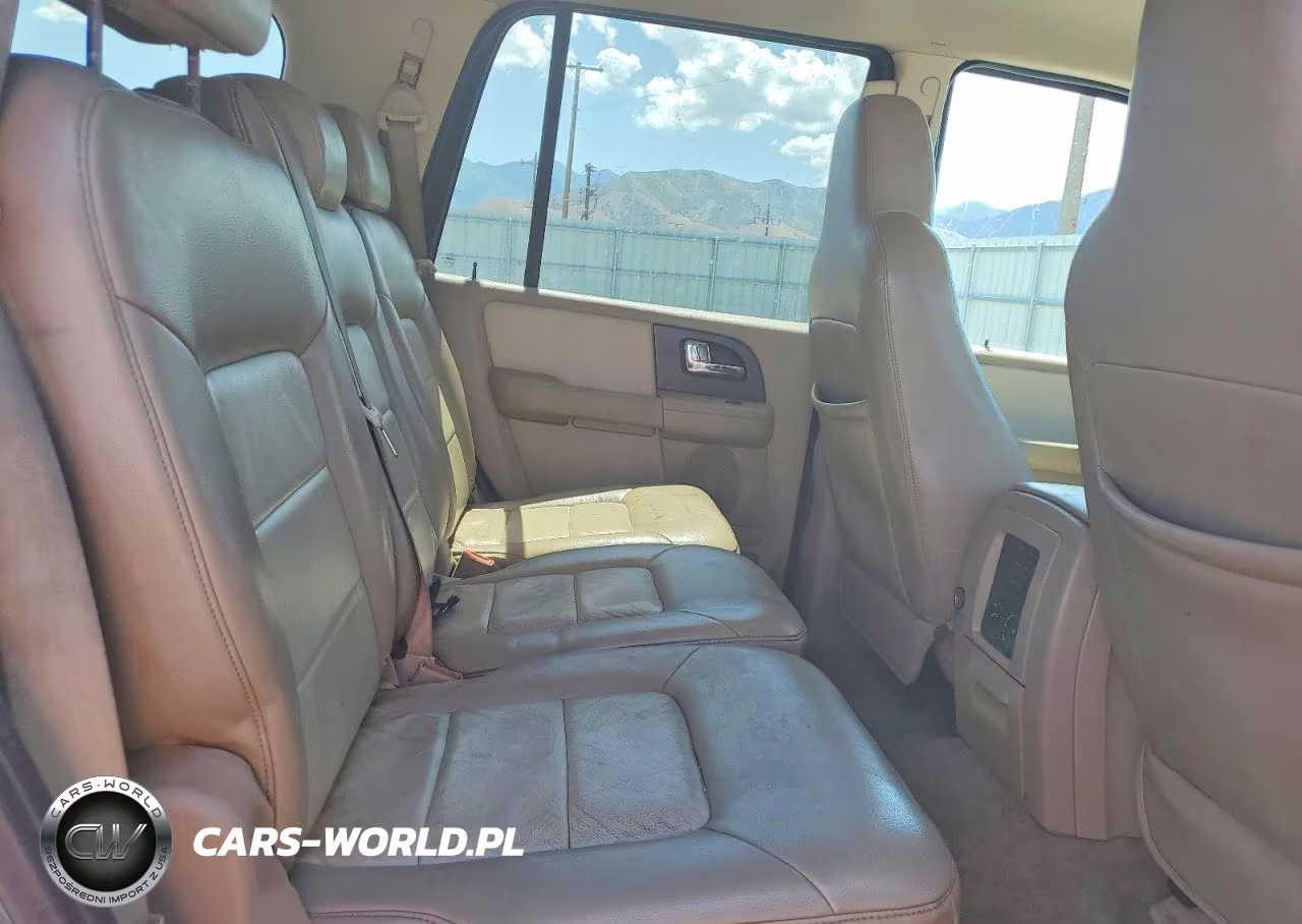 2006 Ford Expedition Eddie Bauer VIN:1FMFU18506LA52302 - 11