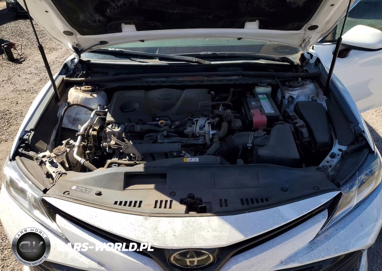 2018 Toyota Camry L VIN:4T1B11HK8JU028670 - 11