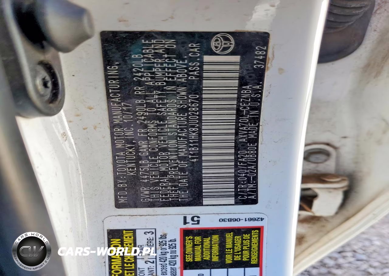 2018 Toyota Camry L VIN:4T1B11HK8JU028670 - 12