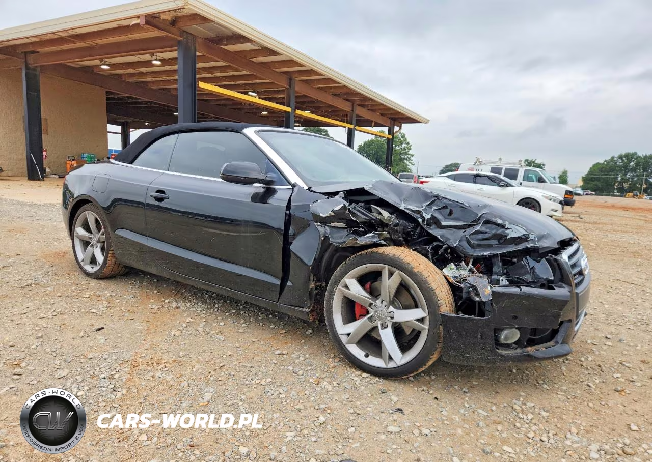 2012 Audi A5 Premium Plus VIN:WAULFAFH3CN000819 - 4