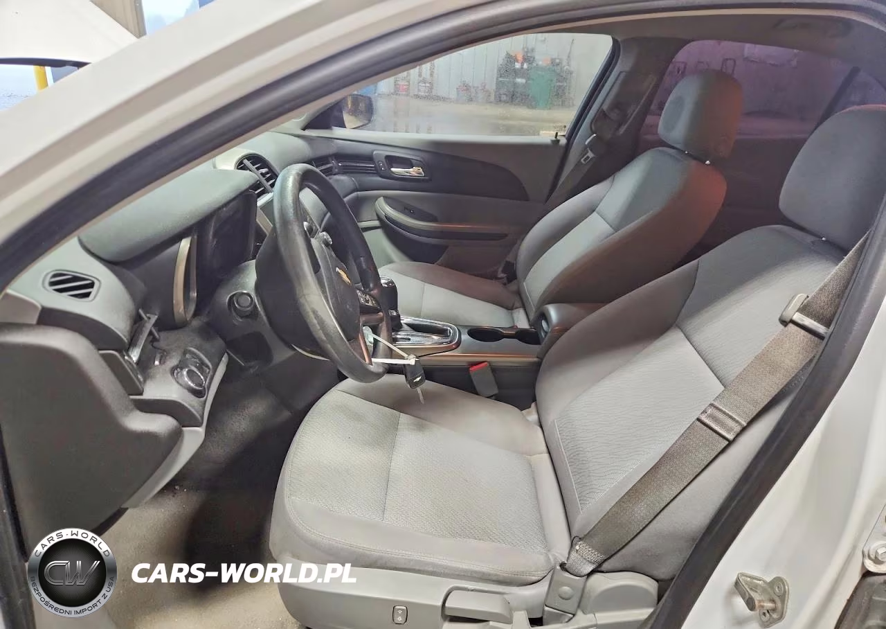 2013 Chevrolet Malibu Ls VIN:1G11B5SA1DF241725 - 7