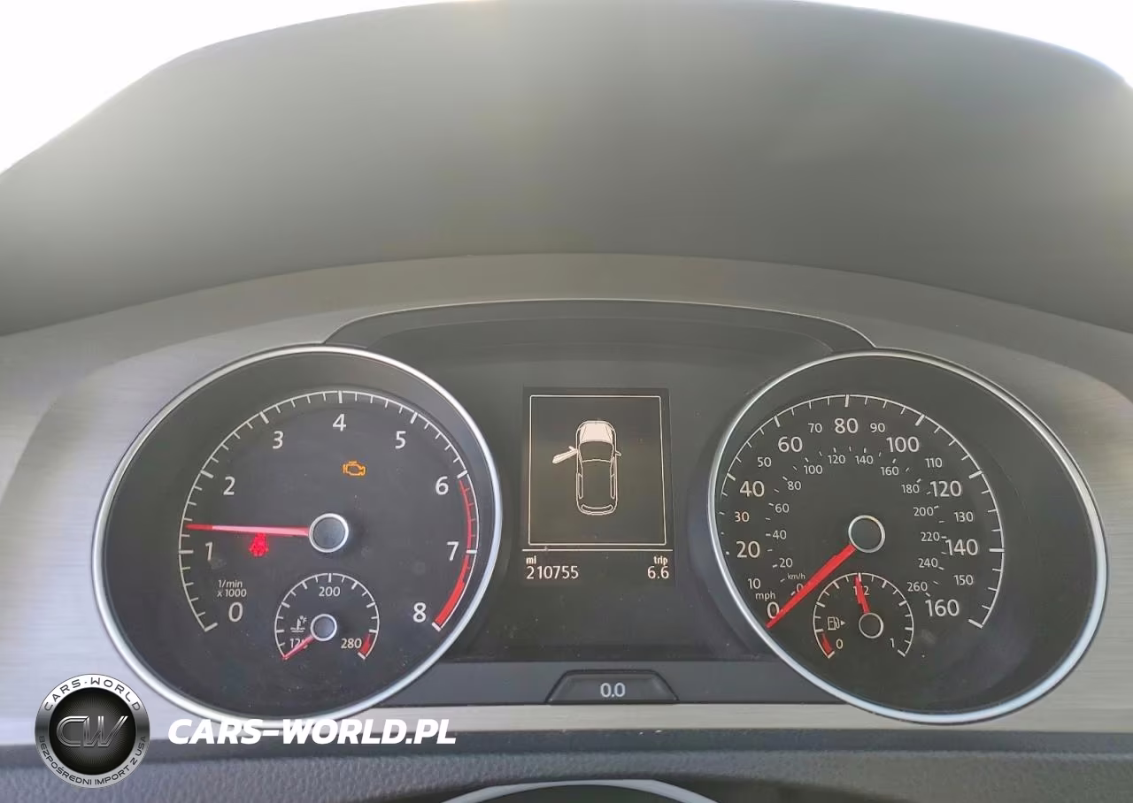 2015 Volkswagen Golf VIN:3VW217AU0FM033180 - 9