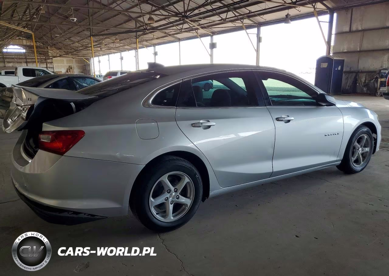 2016 Chevrolet Malibu Ls VIN:1G1ZB5ST5GF225939 - 3