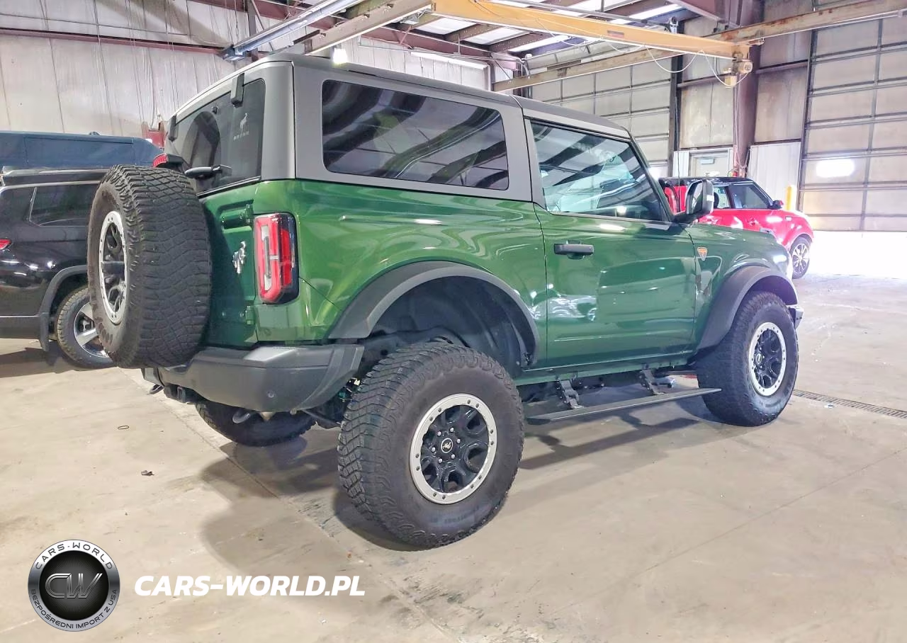 2023 Ford Bronco Base VIN:1FMDE5CP9PLB65638 - 3