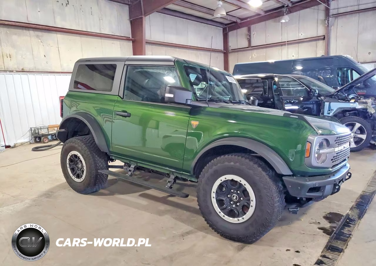 2023 Ford Bronco Base VIN:1FMDE5CP9PLB65638 - 4