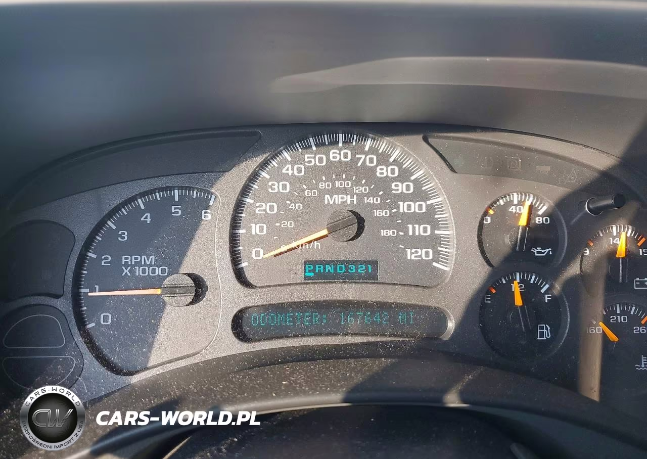 2004 Chevrolet Tahoe K1500 VIN:1GNEK13Z74R120256 - 9