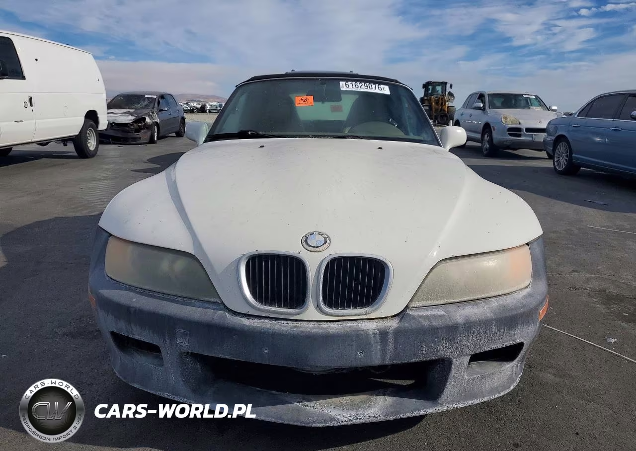 2000 BMW Z3 VIN:4USCH9341YLG02826 - 5