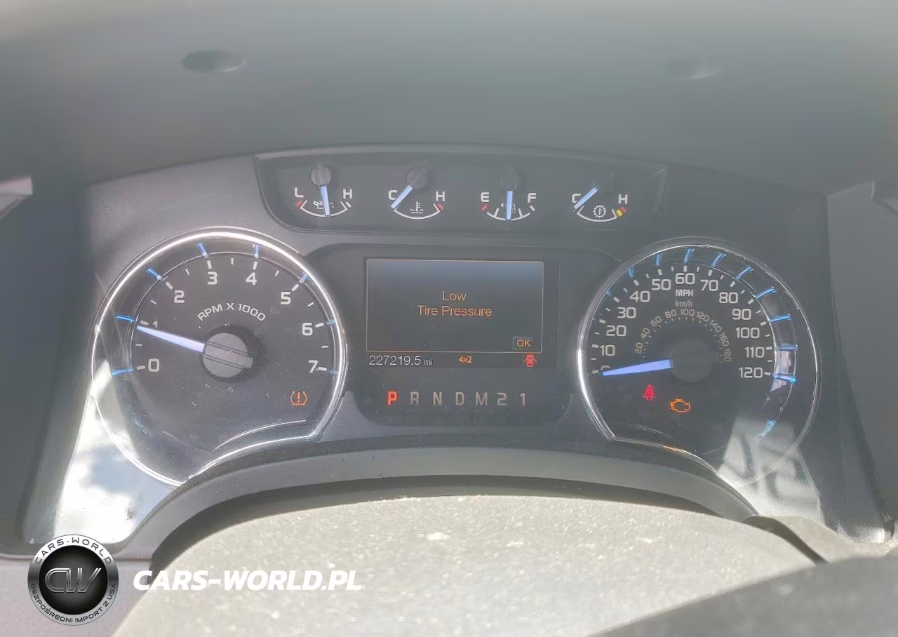 2011 Ford F150 Supercrew VIN:1FTFW1ET8BFB82578 - 9