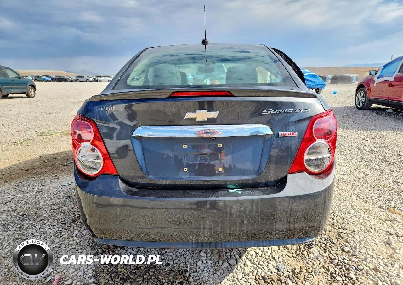 2016 Chevrolet Sonic Ltz VIN:1G1JE5SB8G4140245 - 6