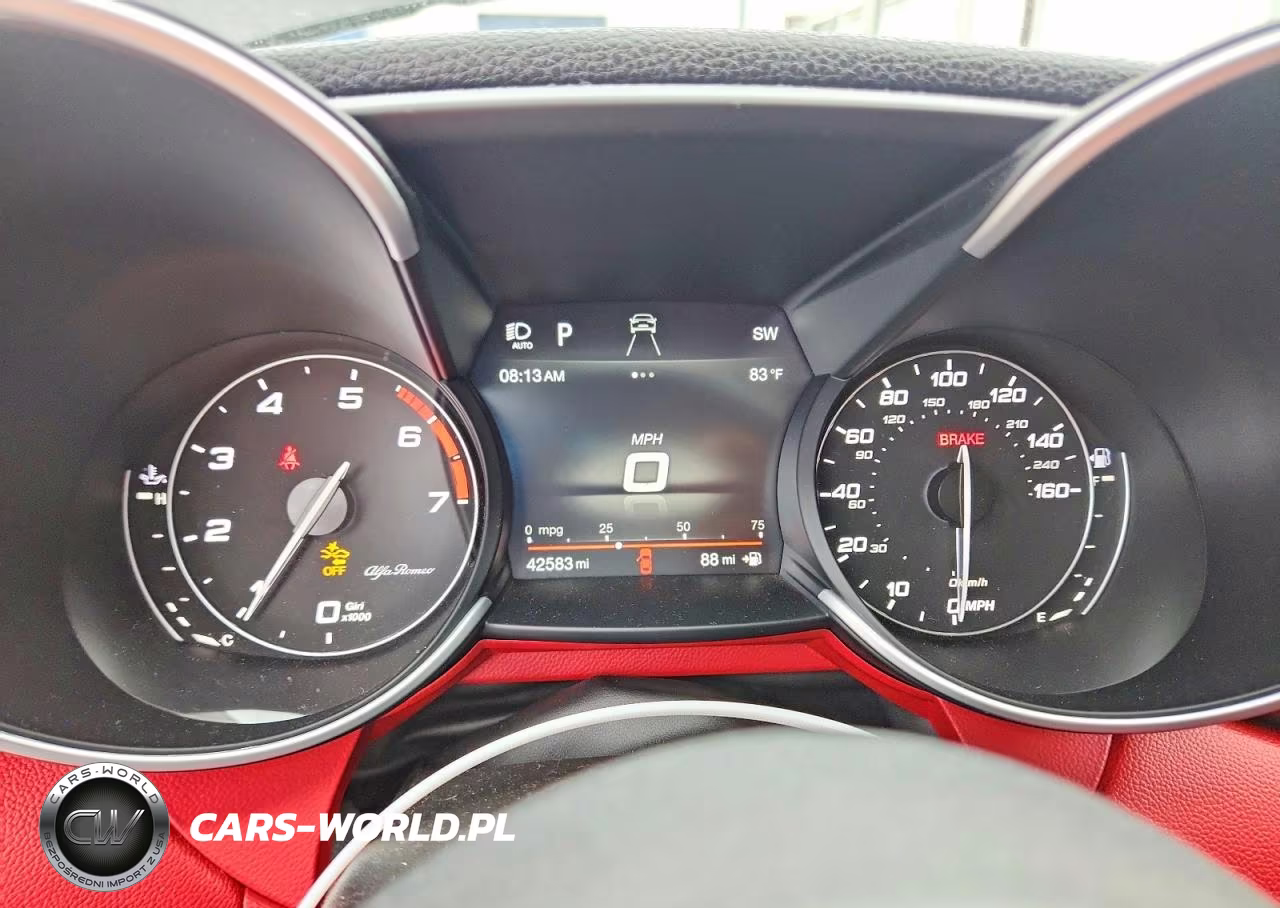2019 Alfa Romeo Giulia Ti VIN:ZARFANBN9K7606667 - 9