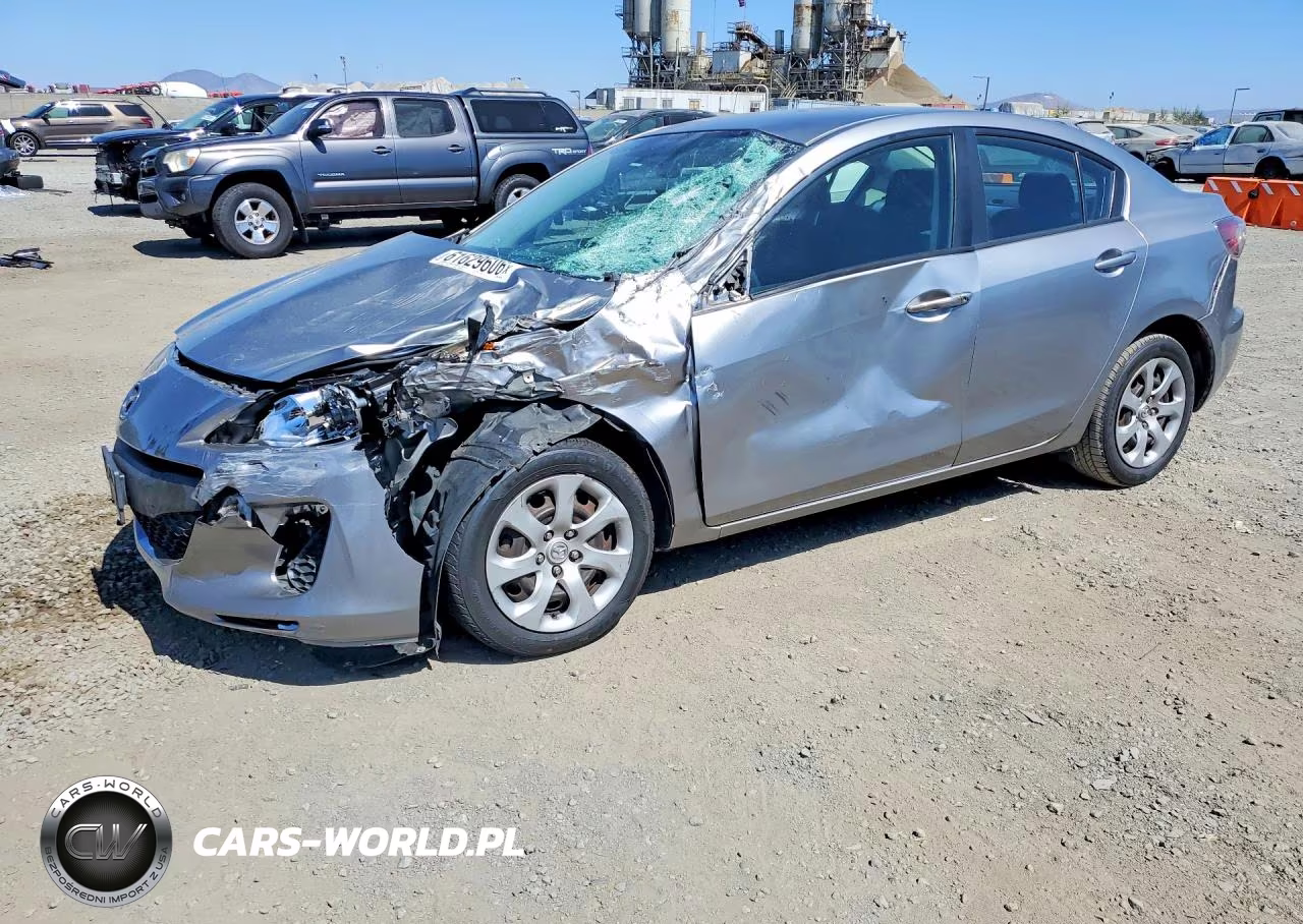 2013 Mazda 3 I – zdjęcie 1 z 13