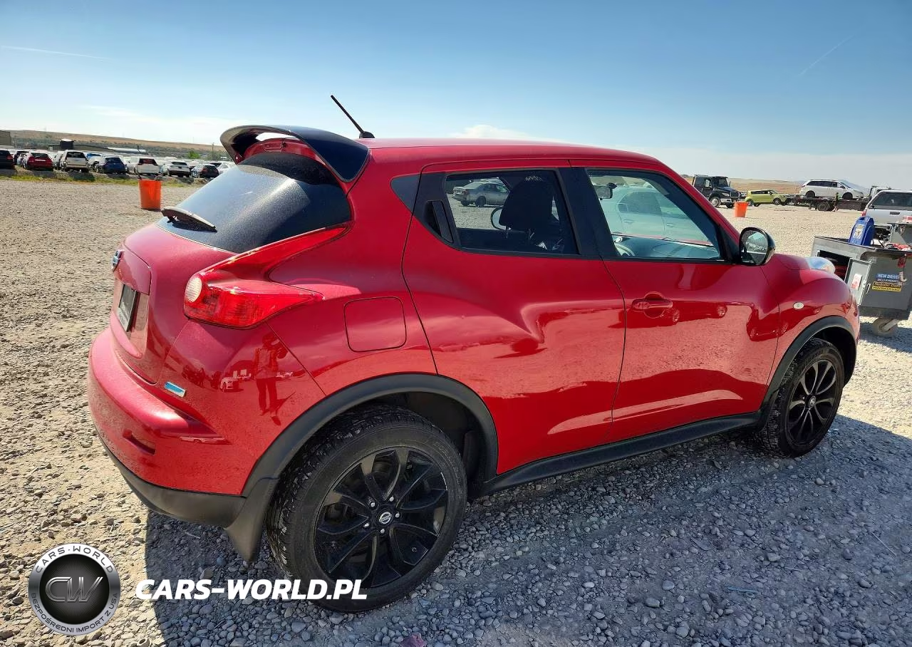 2014 Nissan Juke S VIN:JN8AF5MR4ET454352 - 3
