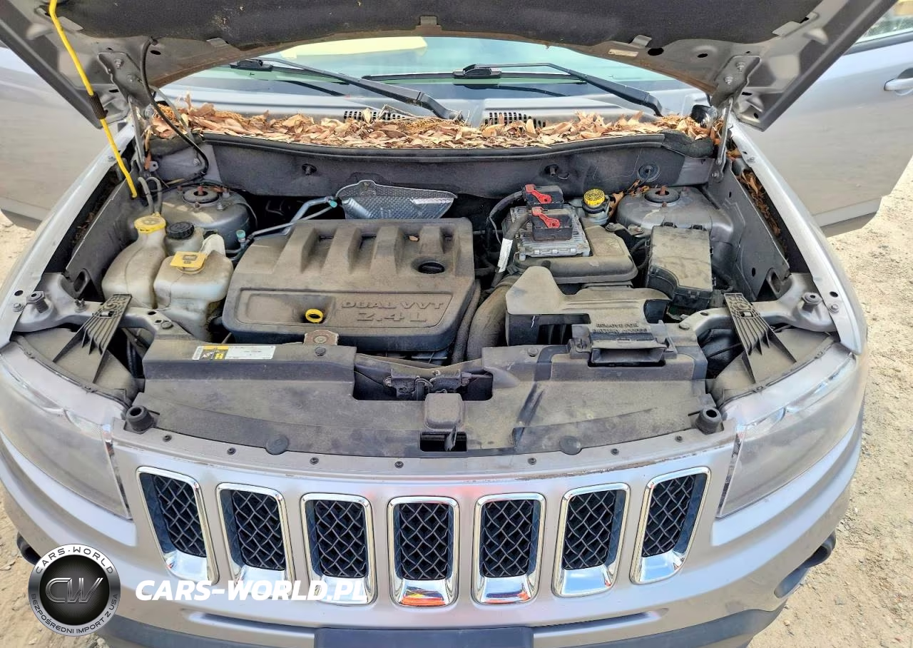 2015 Jeep Compass Sport VIN:1C4NJDBB3FD416621 - 11