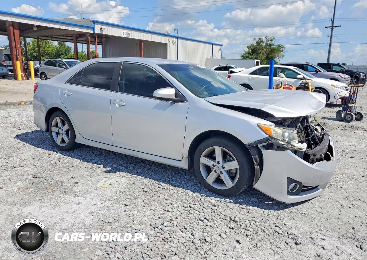 2014 Toyota Camry Se VIN:4T1BF1FK7EU453503 - 4