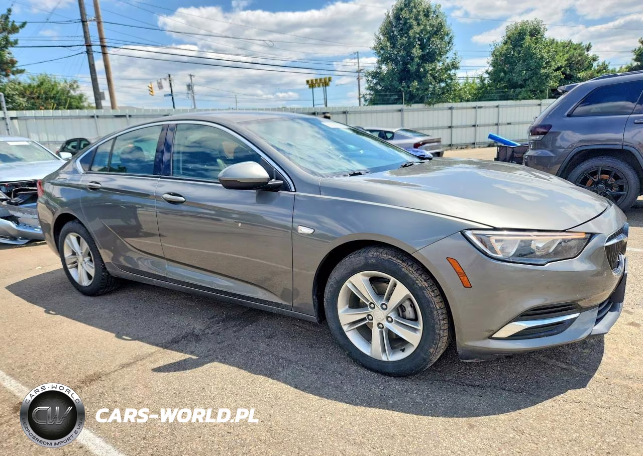 2018 Buick Regal Preferred VIN:W04GL6SX1J1142625 - 4