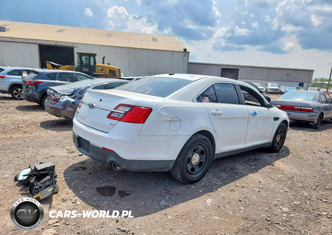 2013 Ford Taurus Police Interceptor VIN:1FAHP2MK4DG218726 - 3