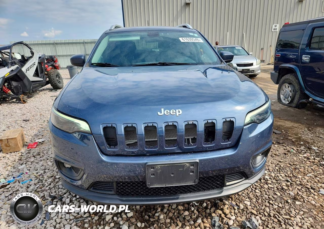2019 Jeep Cherokee Latitude VIN:1C4PJMCB4KD379094 - 5