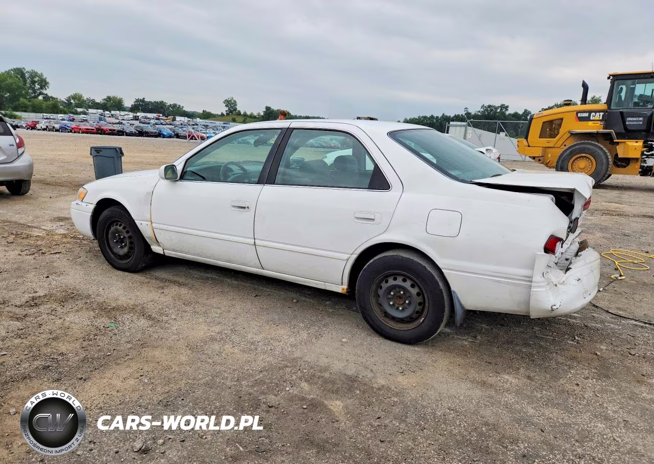 1999 Toyota Camry Le VIN:JT2BG22K5X0309285 - 2