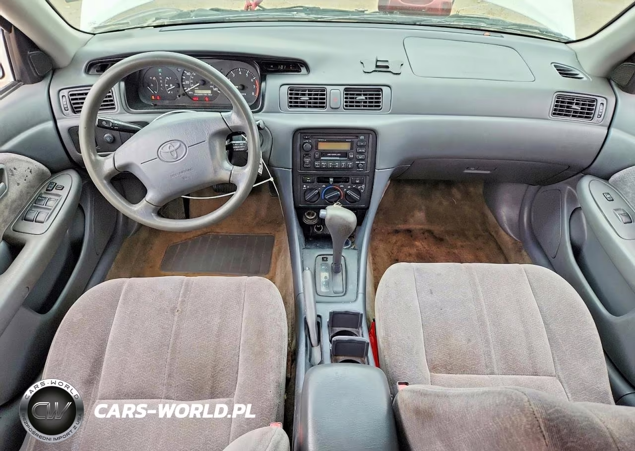 1999 Toyota Camry Le VIN:JT2BG22K5X0309285 - 8