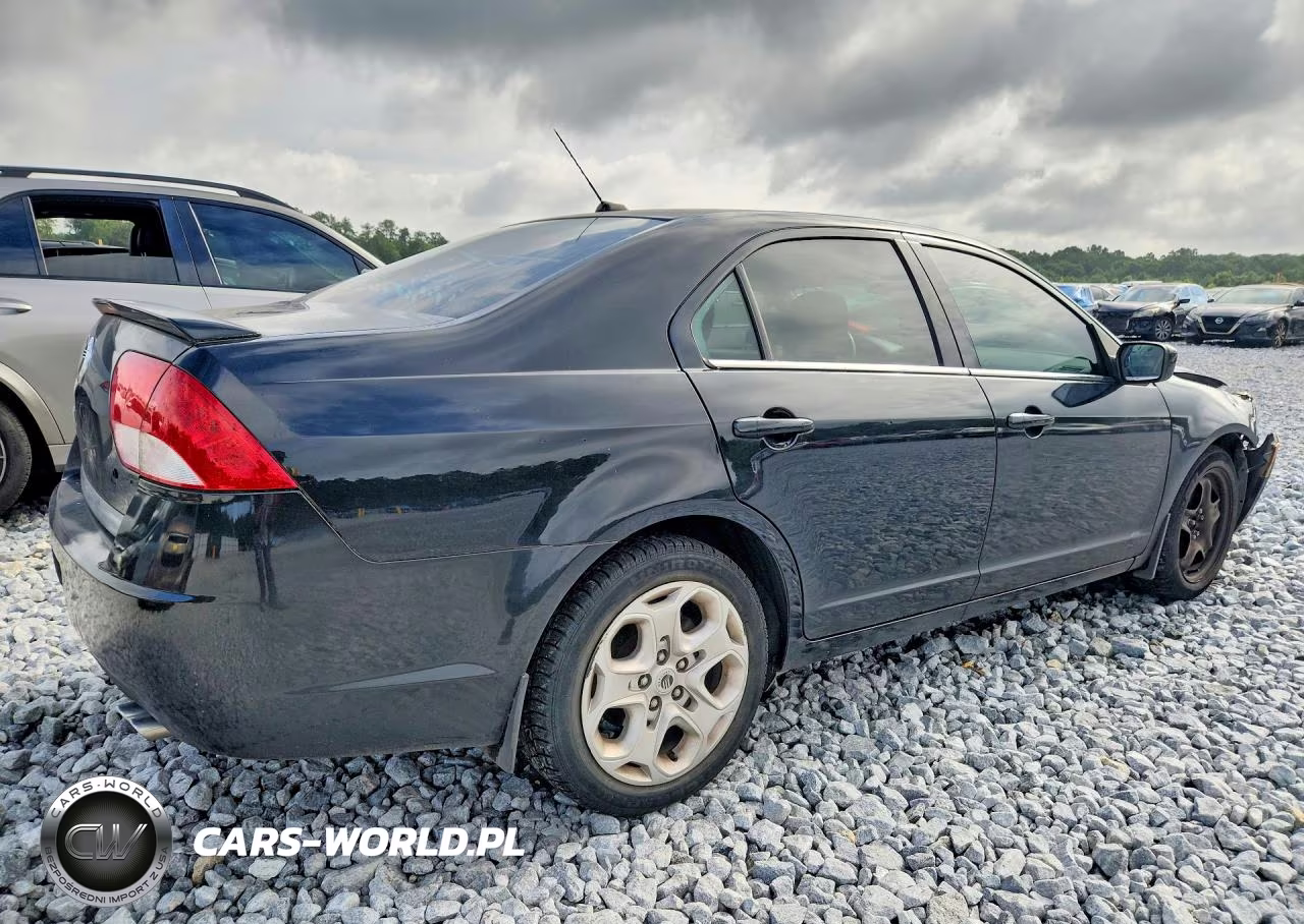 2010 Mercury Milan VIN:3MEHM0HA2AR625004 - 3