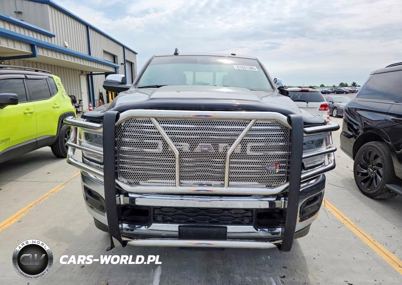 2022 Ram 2500 Laramie VIN:3C6UR5FJ3NG229139 - 5