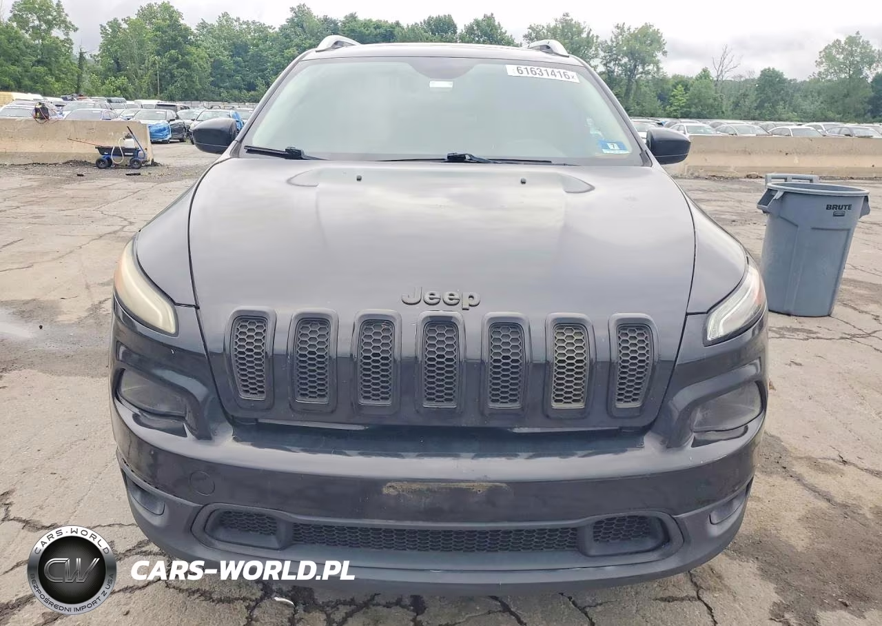 2015 Jeep Cherokee Latitude VIN:1C4PJMCS1FW757124 - 5