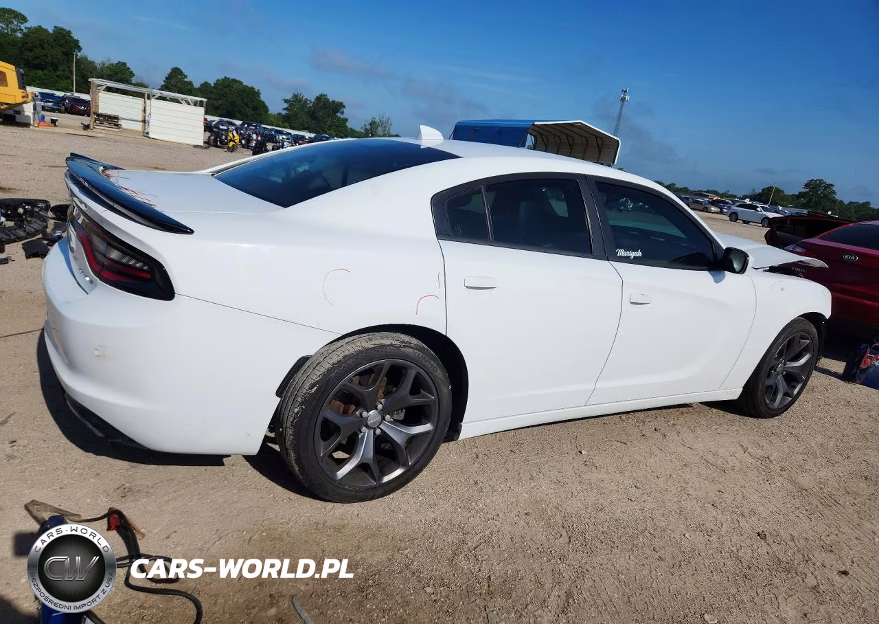 2015 Dodge Charger Sxt VIN:2C3CDXHG8FH67098 - 3
