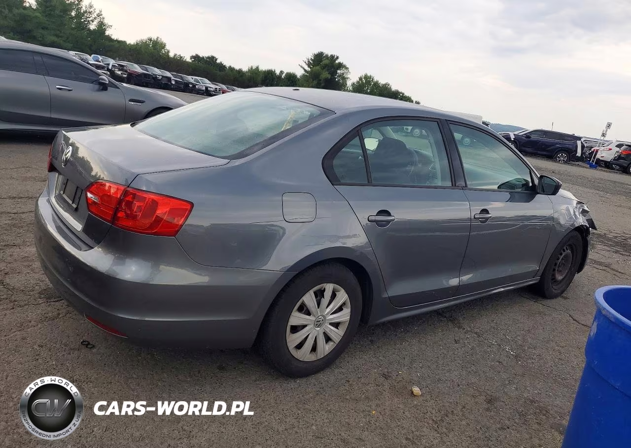 2014 Volkswagen Jetta Base VIN:3VW2K7AJ4EM356455 - 3