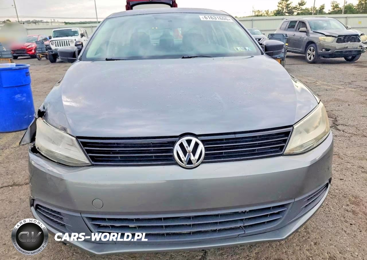 2014 Volkswagen Jetta Base VIN:3VW2K7AJ4EM356455 - 5