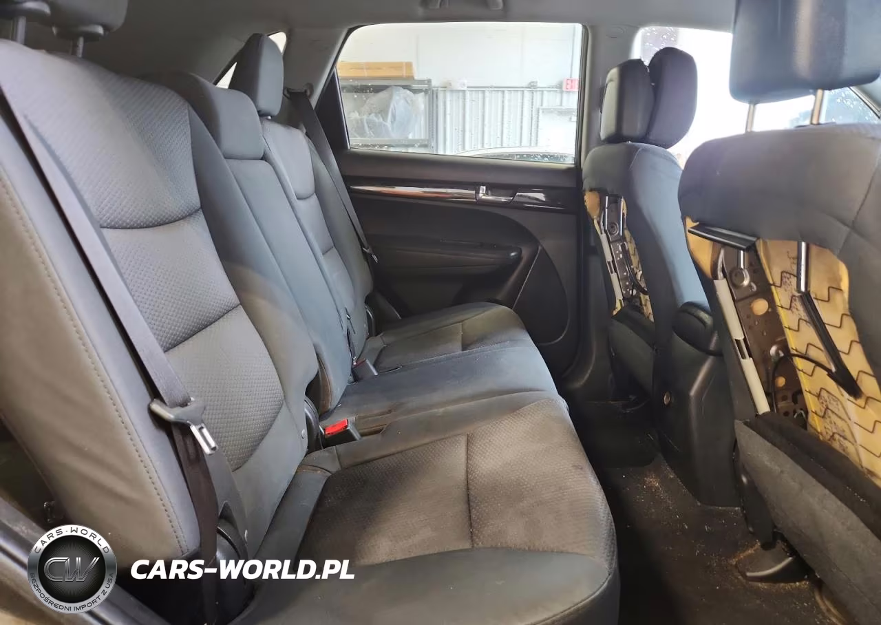 2013 Kia Sorento Lx VIN:5XYKT4A13DG316412 - 11