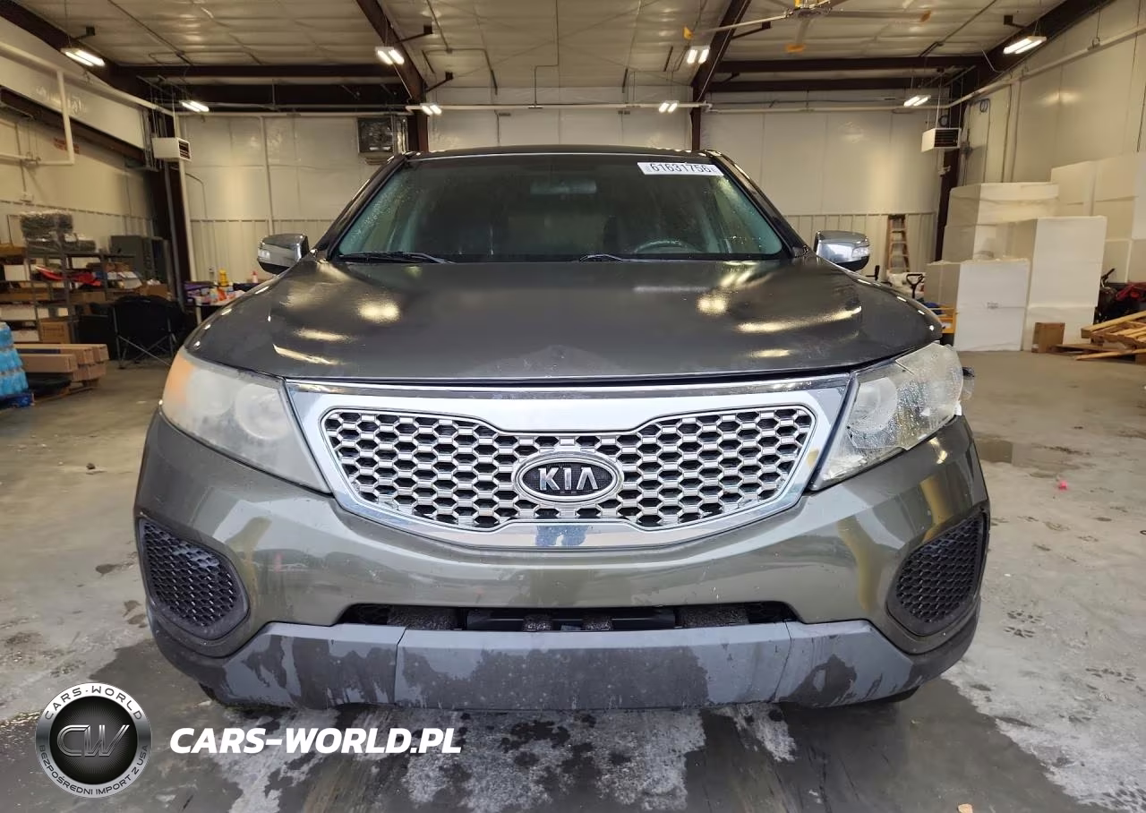 2013 Kia Sorento Lx VIN:5XYKT4A13DG316412 - 5