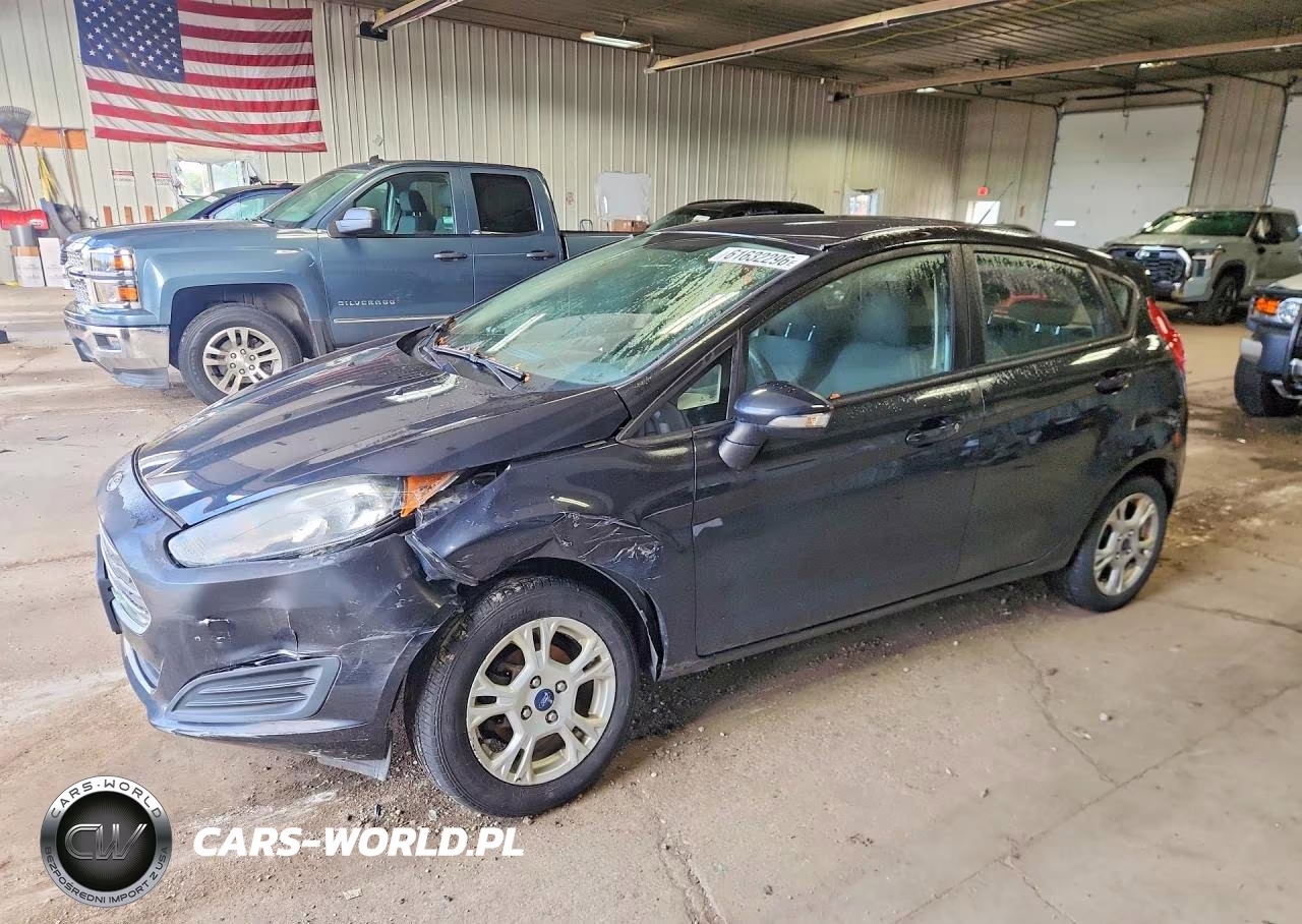 2015 Ford Fiesta Se – zdjęcie 1 z 13