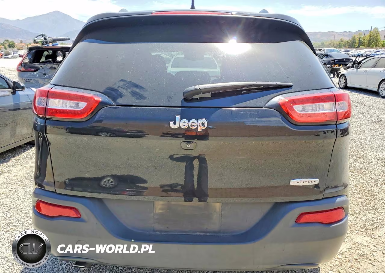 2014 Jeep Cherokee Latitude VIN:1C4PJLCB7EW154641 - 6