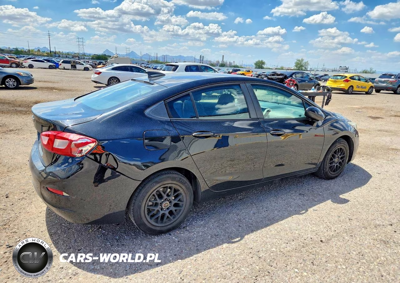 2017 Chevrolet Cruze Ls VIN:1G1BC5SM8H7163763 - 3