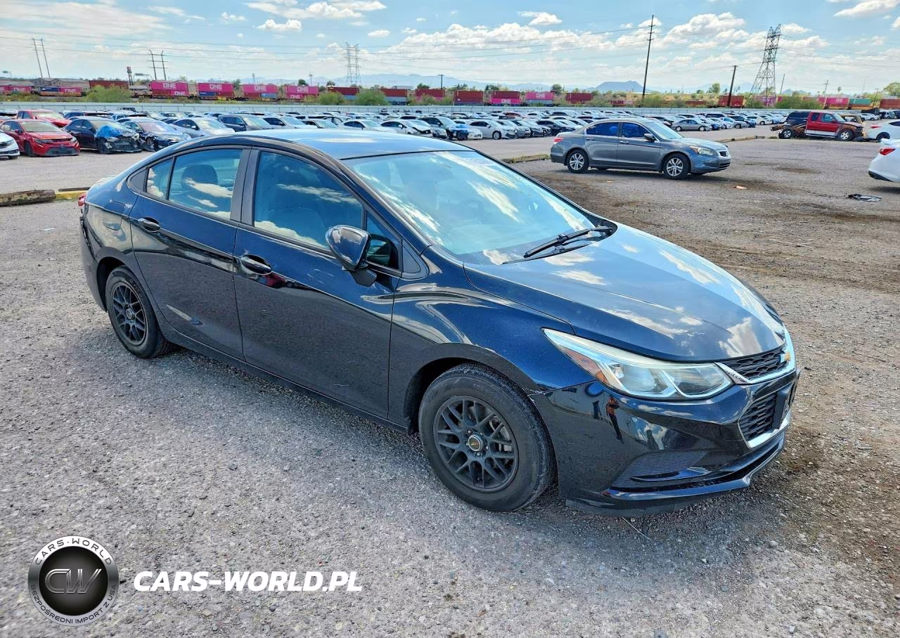 2017 Chevrolet Cruze Ls VIN:1G1BC5SM8H7163763 - 4