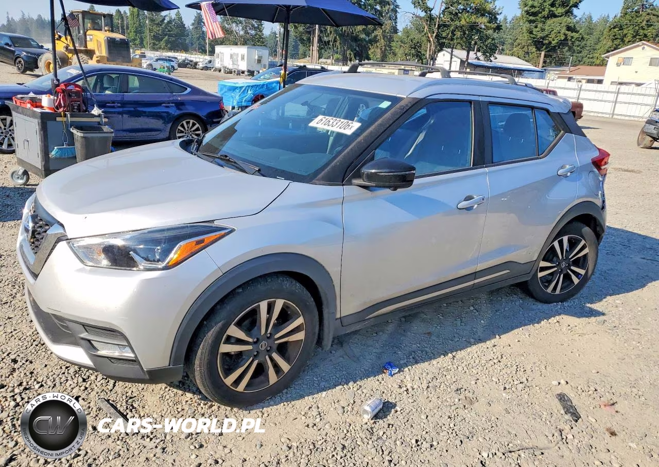 2018 Nissan Kicks Sr