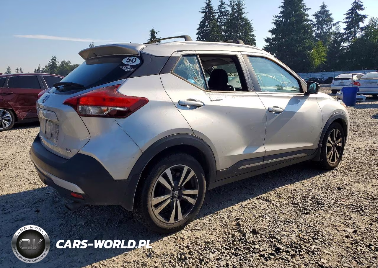2018 Nissan Kicks Sr VIN:3N1CP5CUXJL539625 - 3
