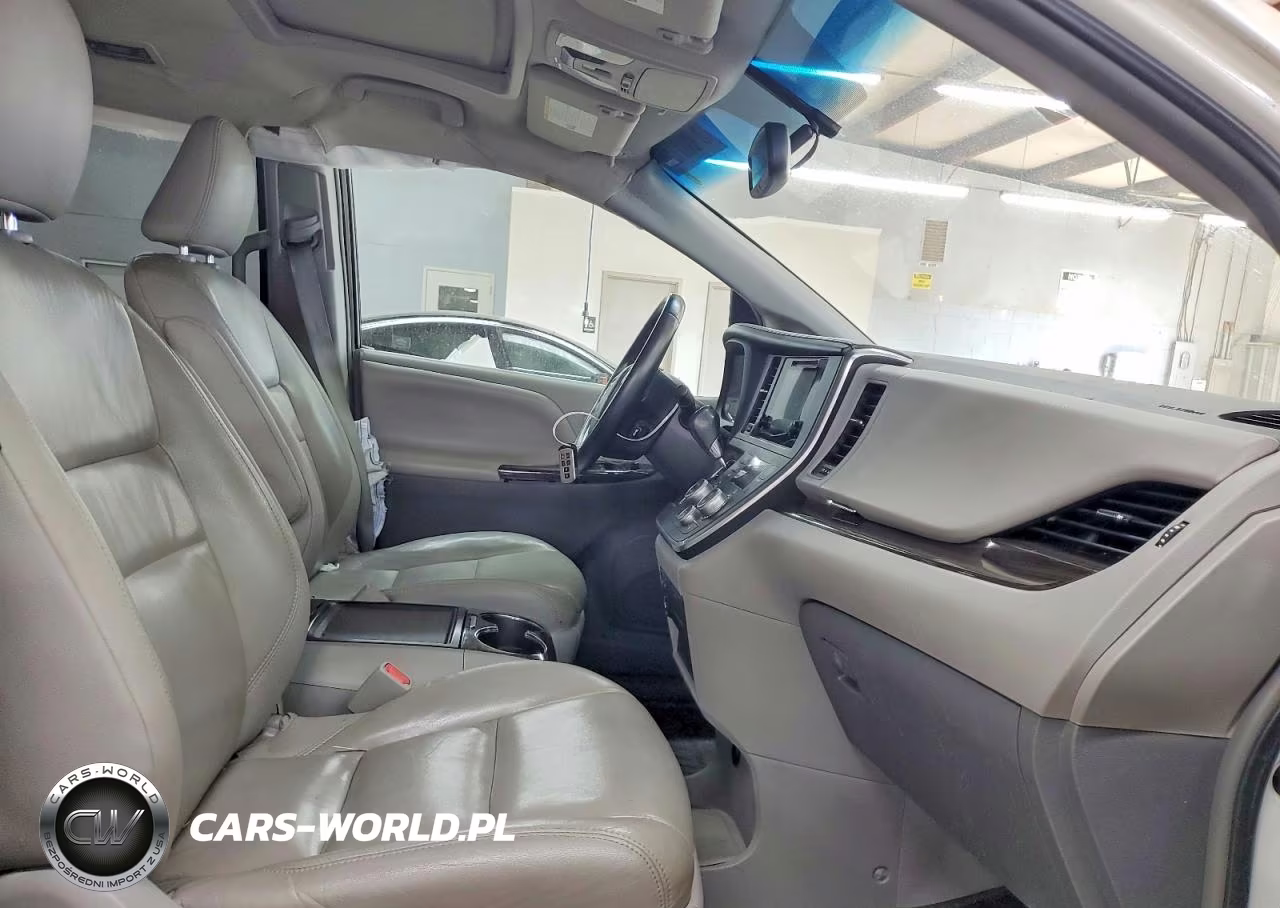 2015 Toyota Sienna Xle 8-Passenger VIN:5TDYK3DC7FS578119 - 7