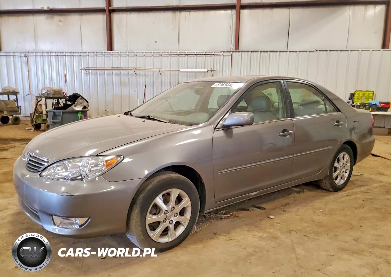 2005 Toyota Camry Xle V6 – zdjęcie 1 z 12