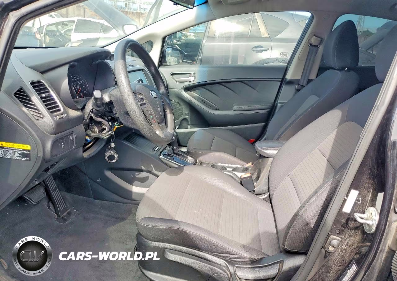 2018 Kia Forte Lx VIN:3KPFL4A76JE249173 - 7