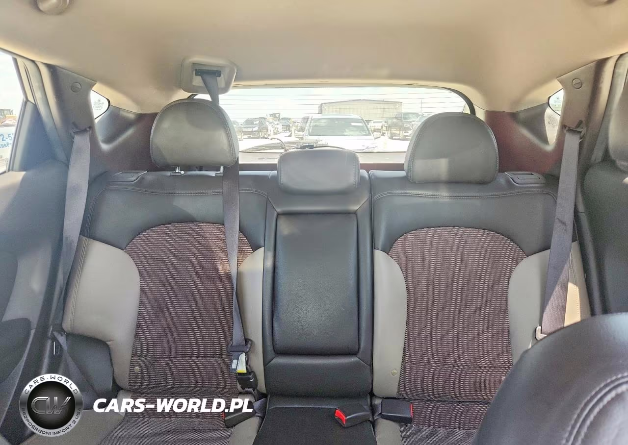 2011 Hyundai Tucson Gls VIN:KM8JU3AC1BU301810 - 10