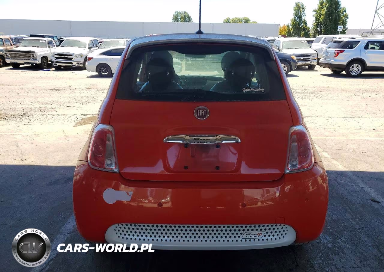 2015 Fiat 500 Electric VIN:3C3CFFGEXFT652916 - 6