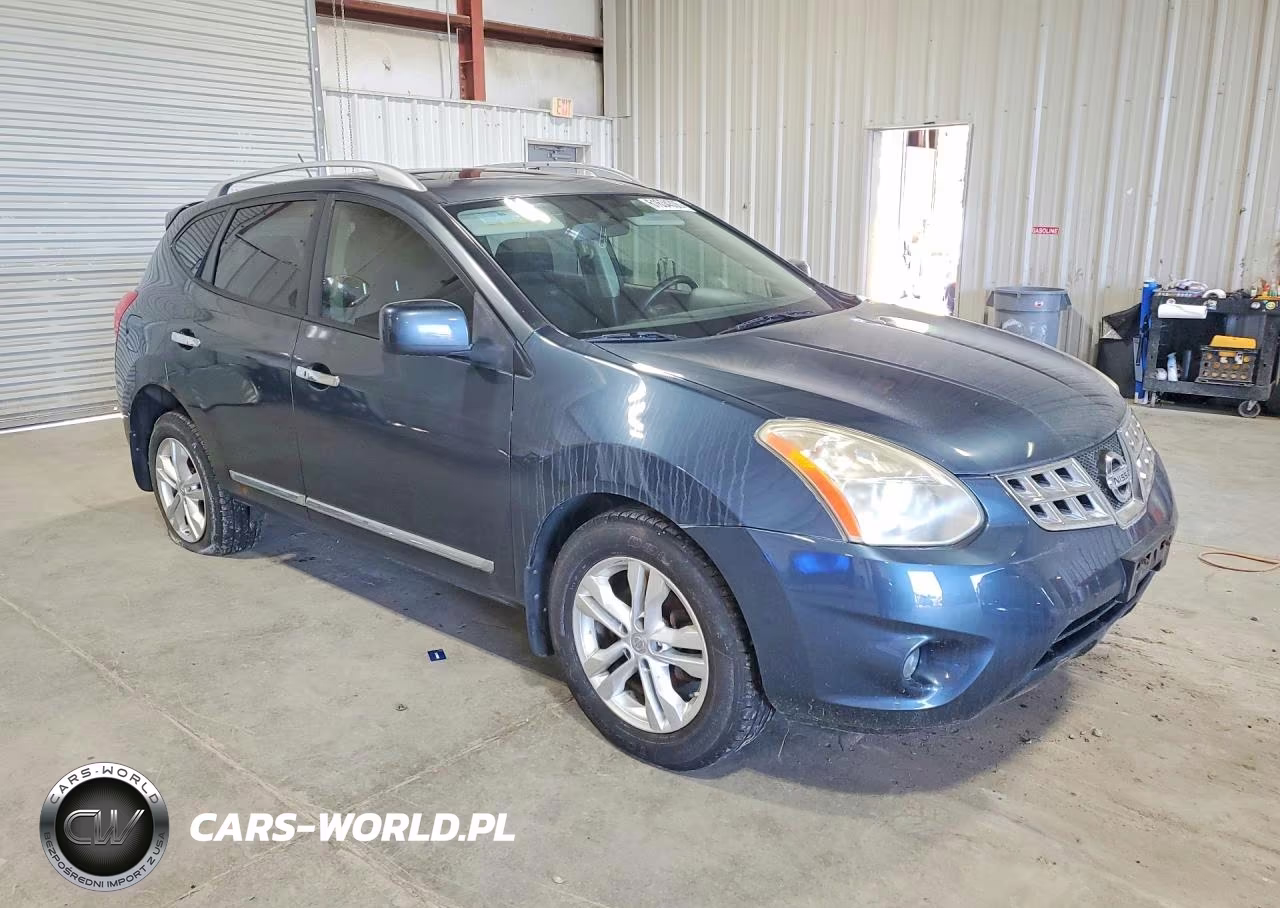 2013 Nissan Rogue S VIN:JN8AS5MV8DW642457 - 4