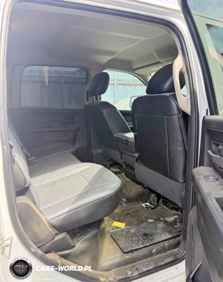 2022 Ram 1500 Classic Tradesman 4X4 5'7 Box VIN:1C6RR7KG0NS209645 - 6