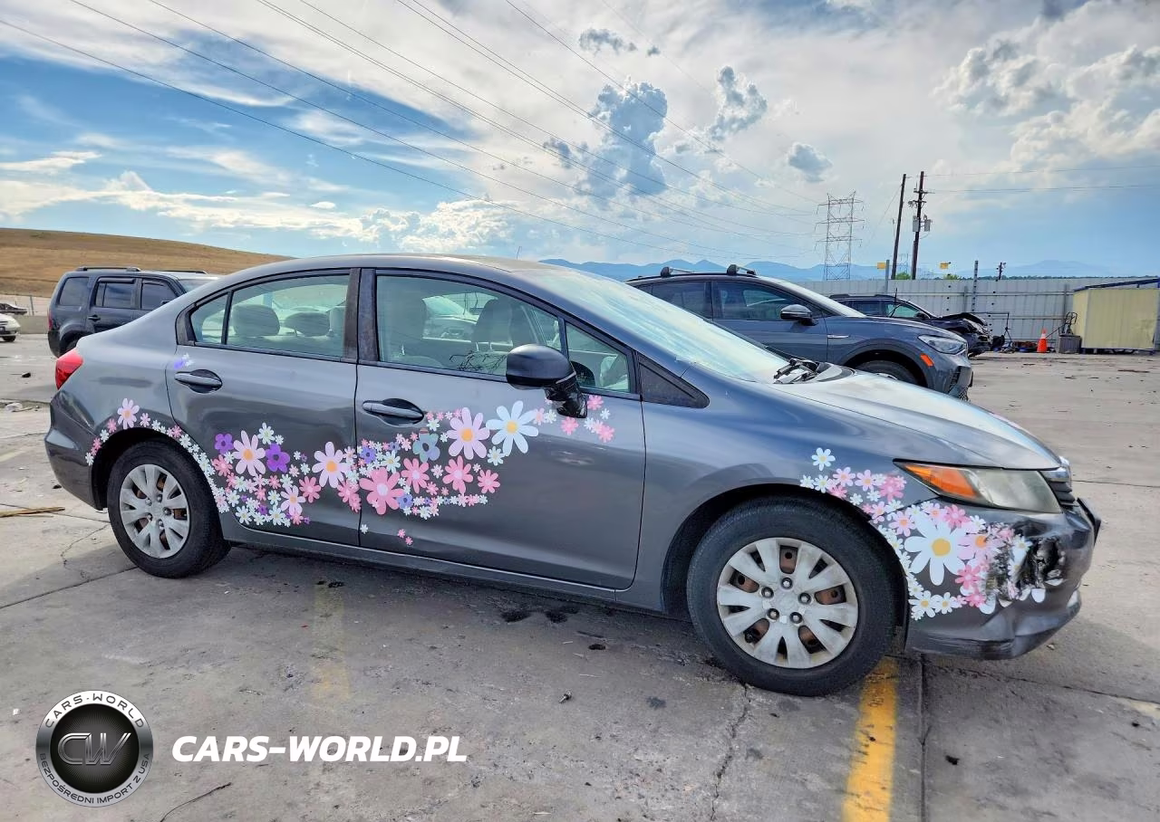2012 Honda Civic Lx VIN:JHMFB2F55CS000697 - 4